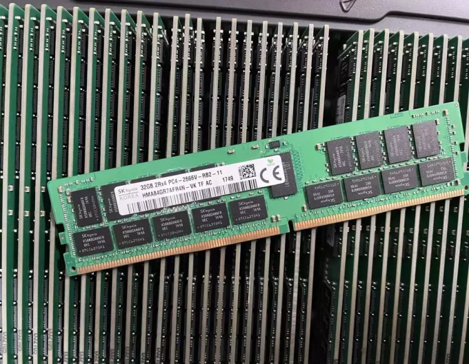 하이닉스 64GB 서버 메모리 램 듀얼 등급 x4 DDR4-3200 메모리 레그 RDIMM ECC 3